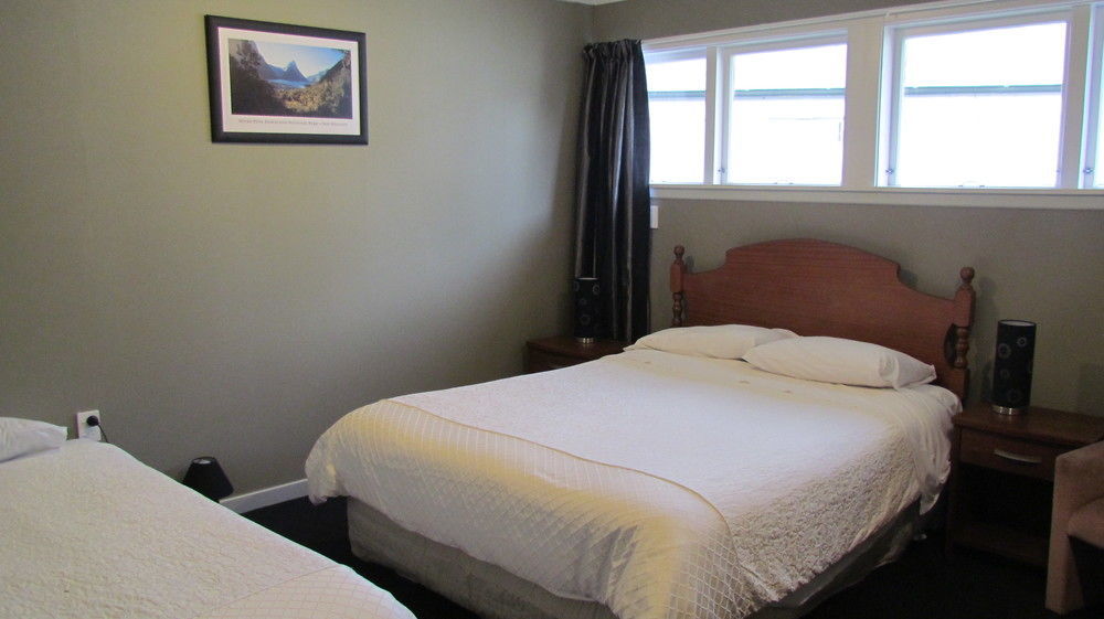 Birchwood Cottages Te Anau Dış mekan fotoğraf