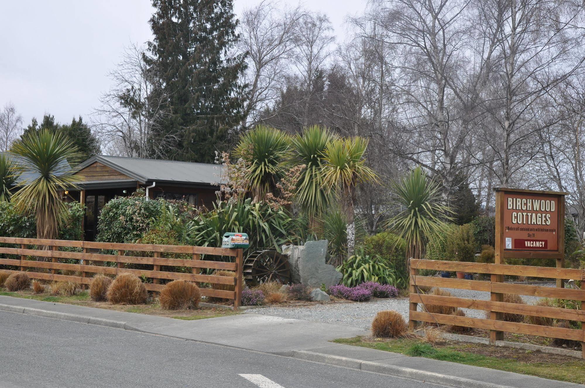 Birchwood Cottages Te Anau Dış mekan fotoğraf