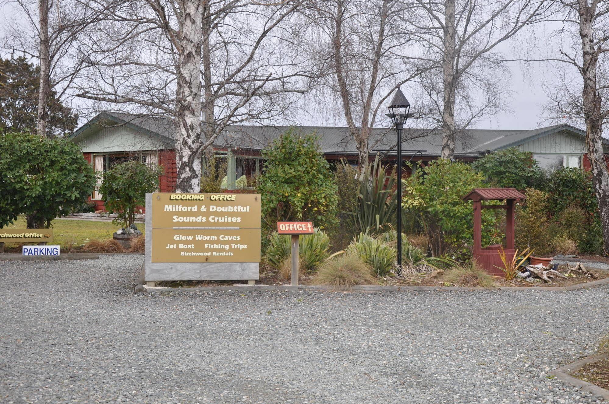 Birchwood Cottages Te Anau Dış mekan fotoğraf