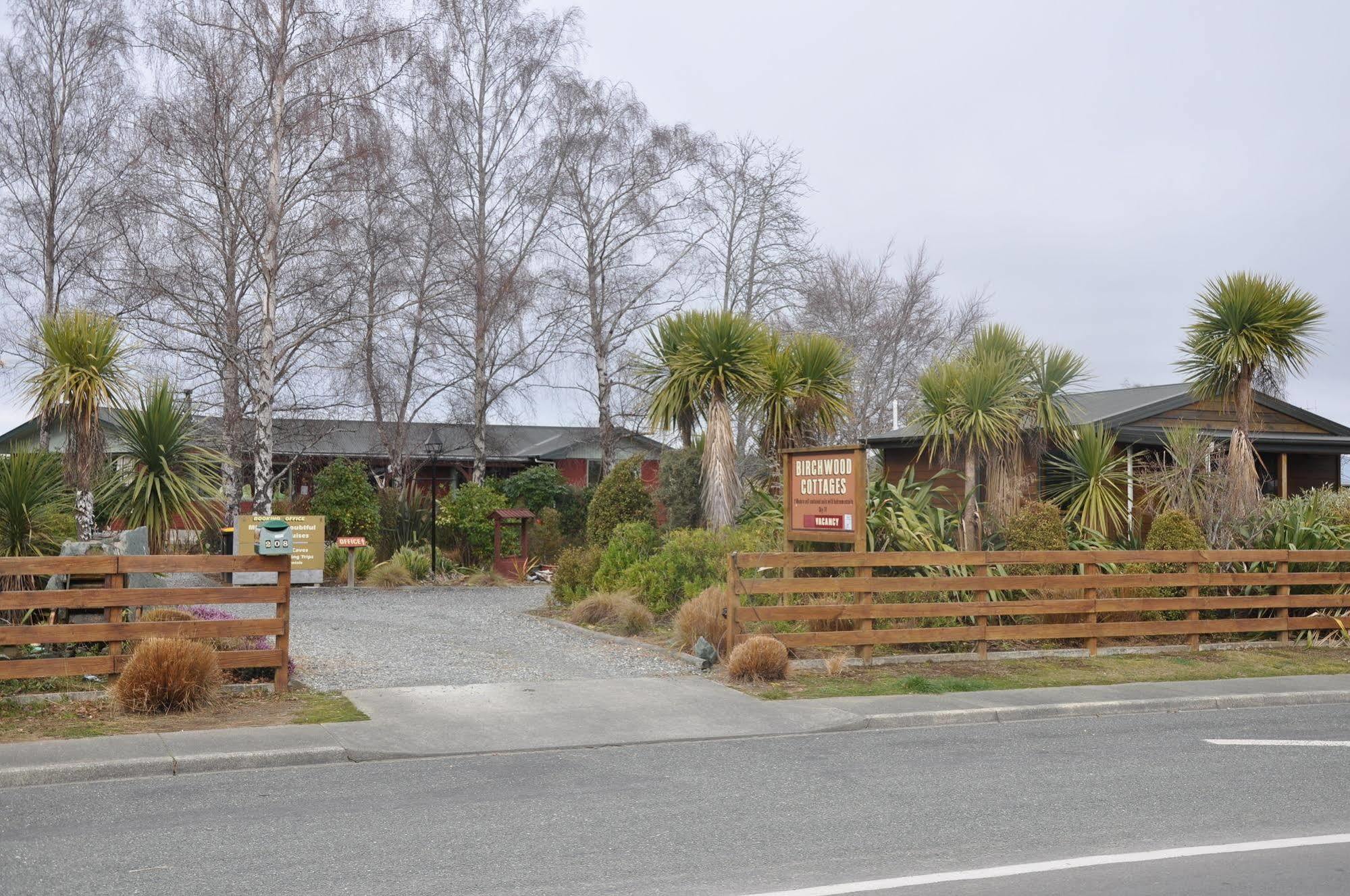 Birchwood Cottages Te Anau Dış mekan fotoğraf